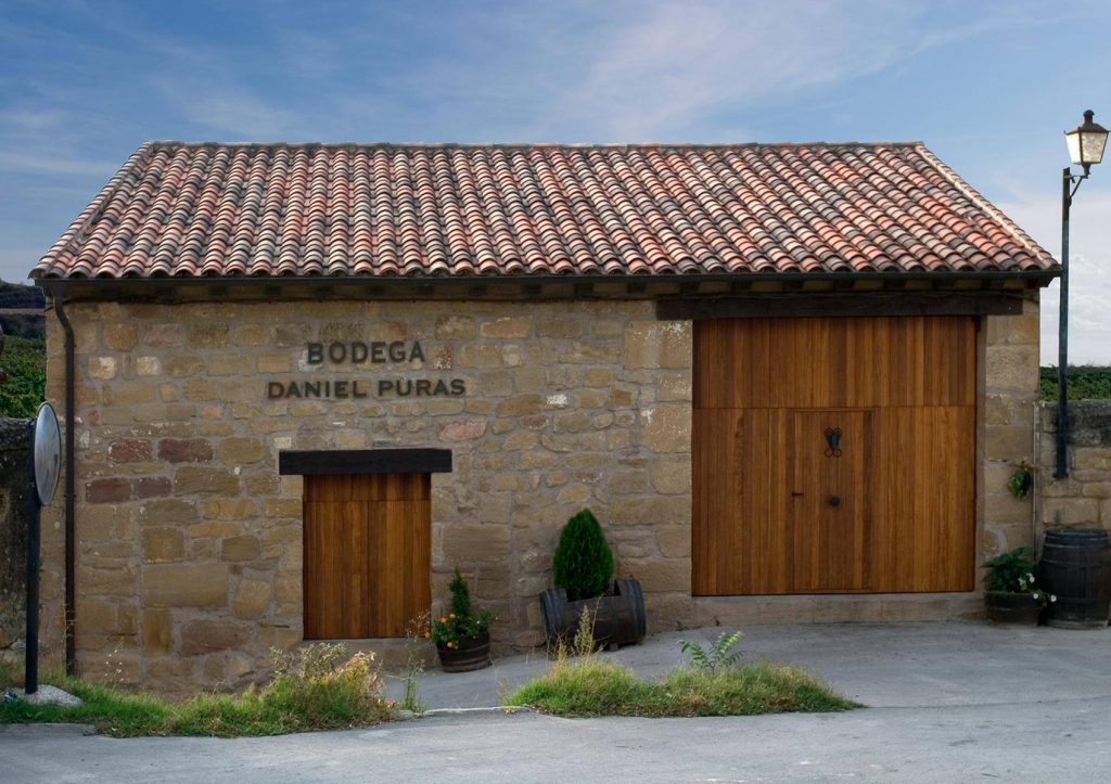 Bodega daniel puras fachada
