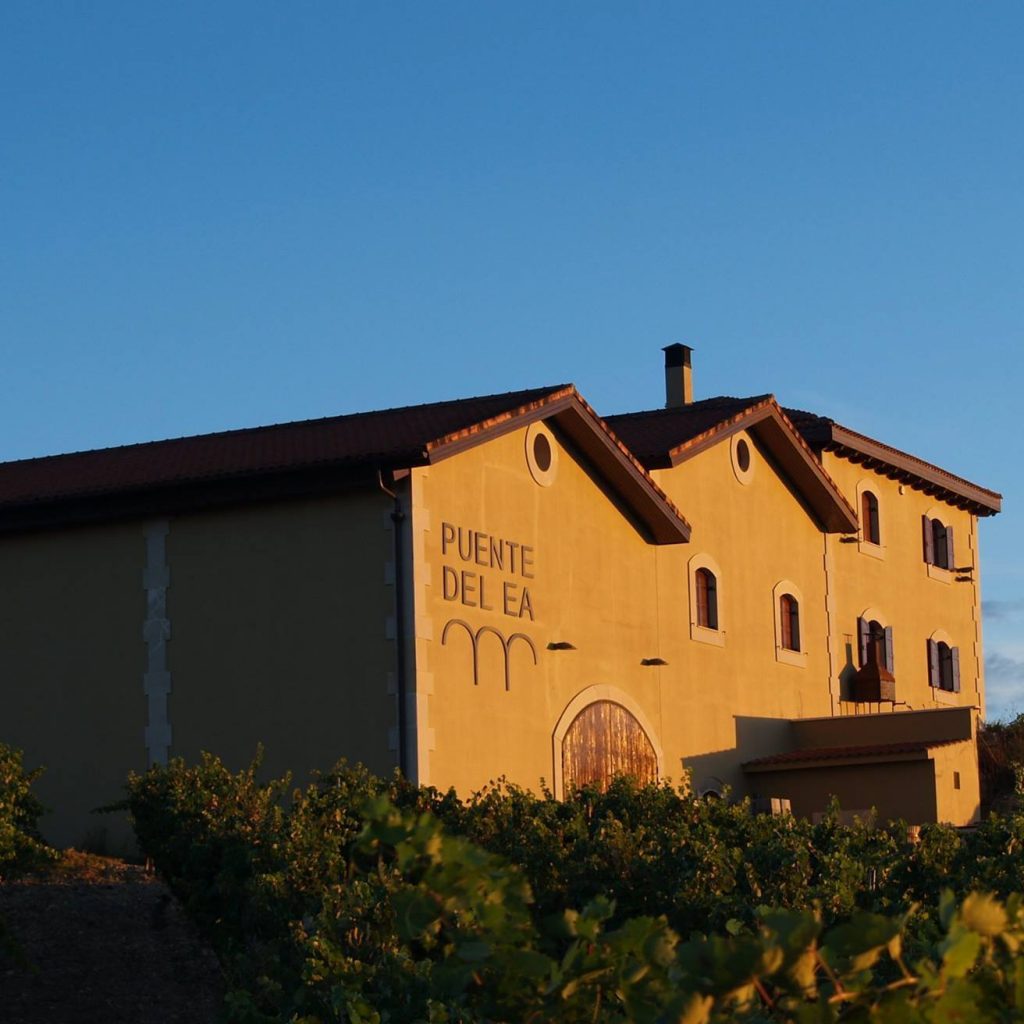 Bodega puente del ea fachada