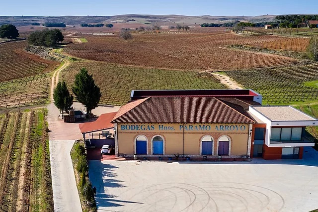 Bodegas Hnos. Páramo Arroyo