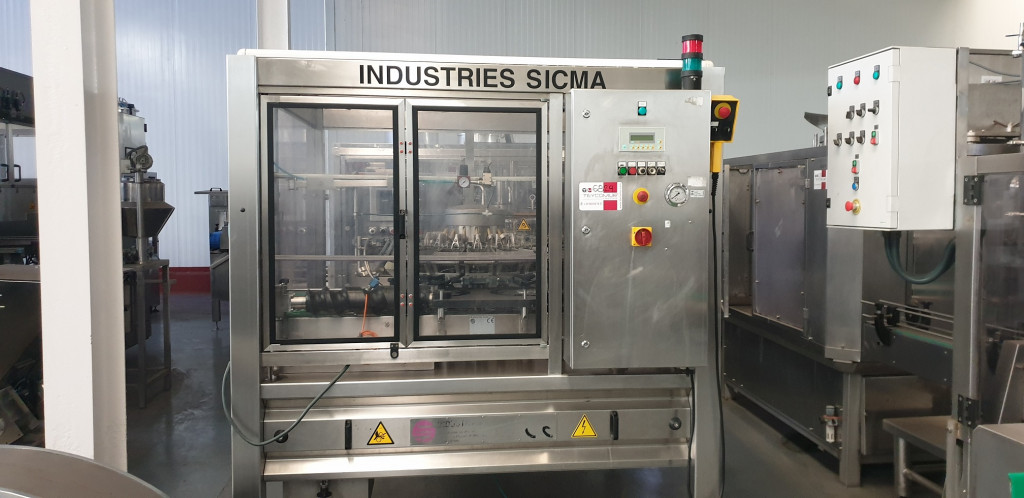 Industries Sicma Enjuagadora de Botellas