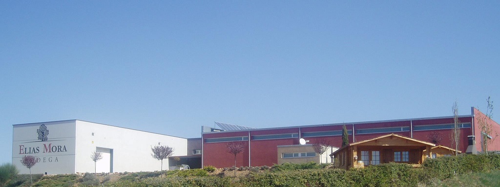 Bodegas Elias Mora fachada