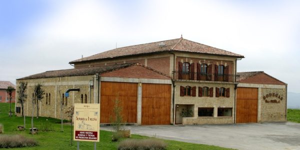 Bodegas Hermanos Peciña