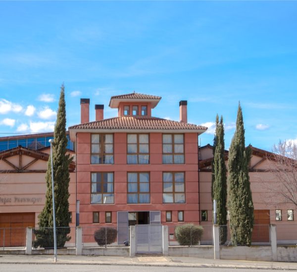 Bodegas fuenmayor fachada