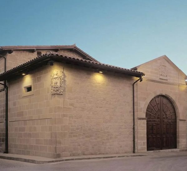 Senorio de San Vicente fachada
