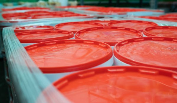 Depósitos de plástico para almacenaje de vinos