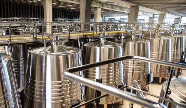Depósitos de almacenamiento para equipar tu bodega