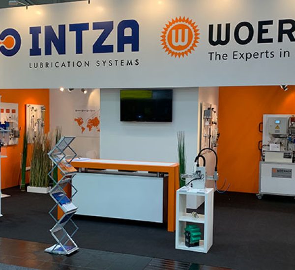 Intza Lubrication Systems Stand