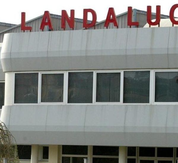 Talleres Landaluce Fachada