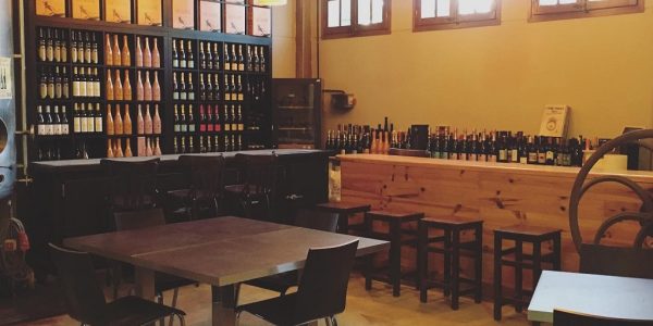 Tienda en la Bodega y Wine Bar